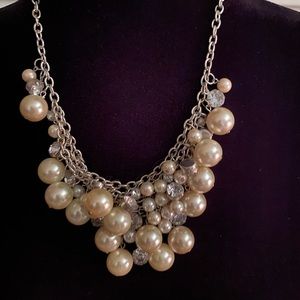 Necklace perfect for weddings! Pearl necklace on steroids.